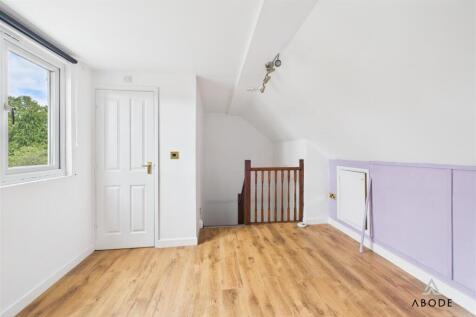 CAM01882G0-PR0152-STILL015.jpg