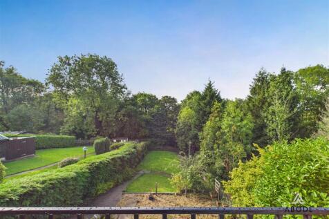 CAM03790G0-PR0084-STILL016.jpg