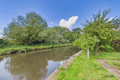 CAM03473G0-PR0450-STILL033.jpg