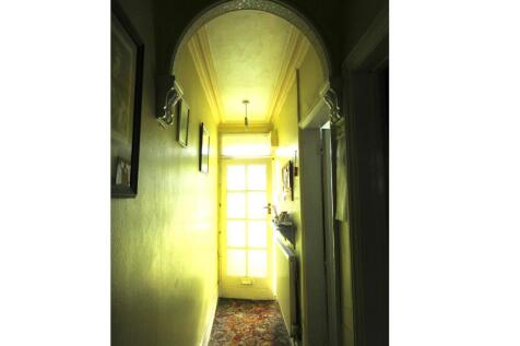 7 Hartshorne Rd Hall (adusted).jpg