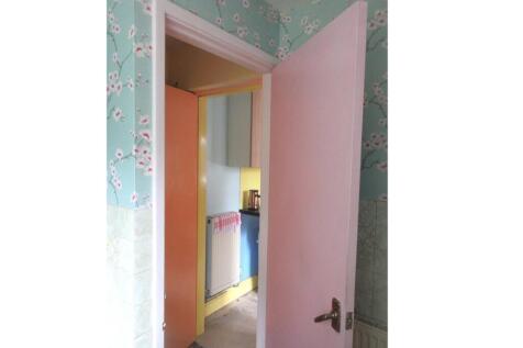 7 Hartshorne Rd Bathroom 2 (adusted).jpg