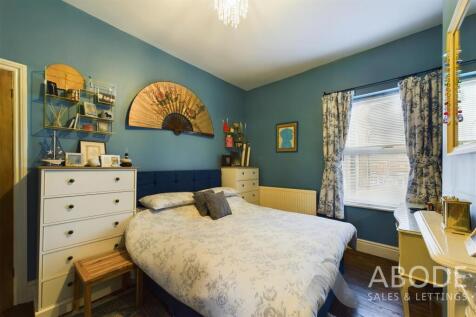 CAM02696G0-PR0460-STILL022.jpg