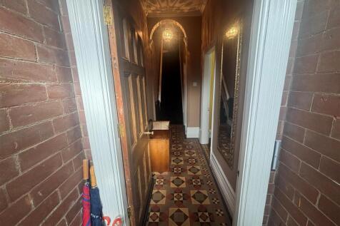 Shobnall street down stairs.jpg