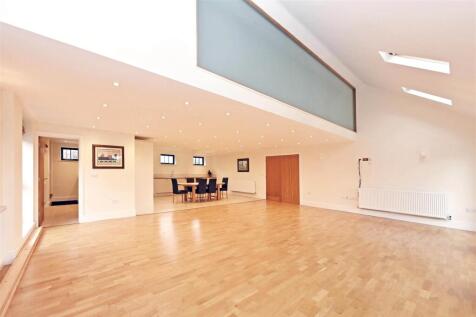 Barn Conversion (17).JPG