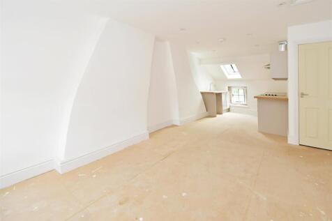 Flat 1 (4).JPG