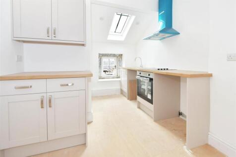 Flat 2 (8).JPG