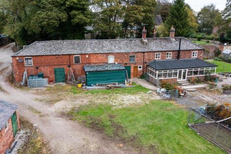 Hall Farm Alfreton-29.jpg