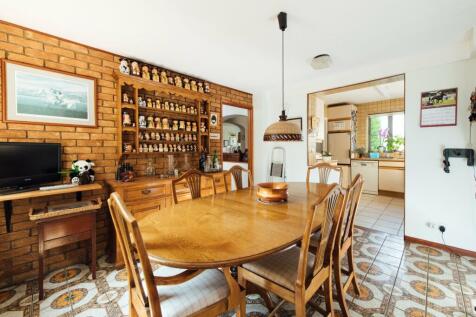 Breakfast Room