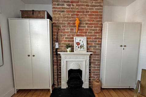 First Bedroom (2)