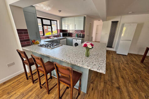 Kitchen (3)