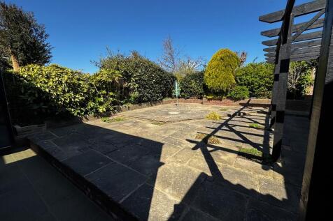 Garden (4)