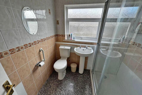 Bathroom (1)