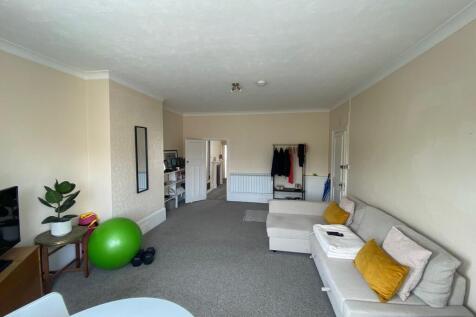 Lounge 2