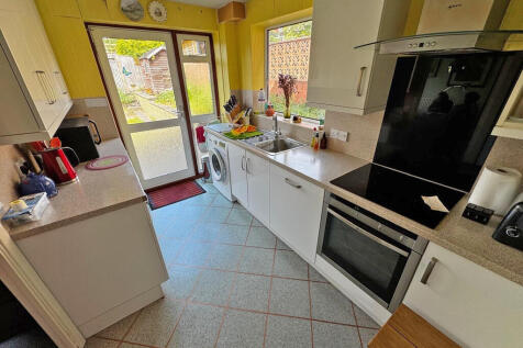 Kitchen (1)