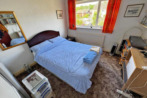 Second bedroom (1...