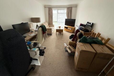 Lounge 1