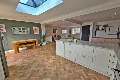 Kitchen - Diner (...