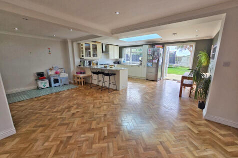 Kitchen - Diner (...