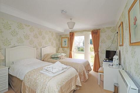 20 Guest Suite.jpg