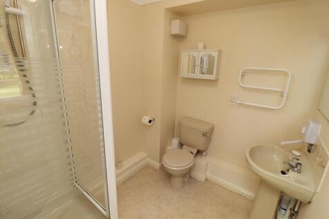 21 Guest Suite.jpg