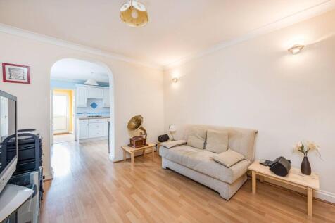 Property Image 4