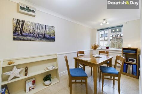 Breakfast Room