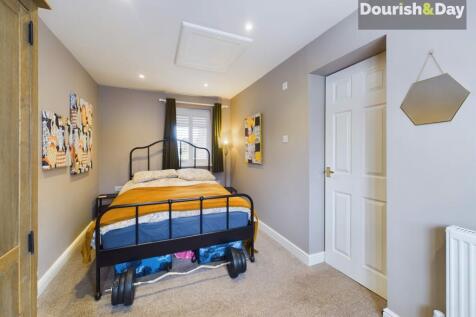 Sitting Room / Bedroom