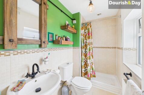 Ensuite Shower Room