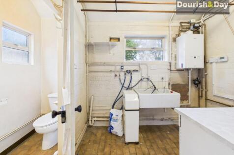 Utility Room / WC