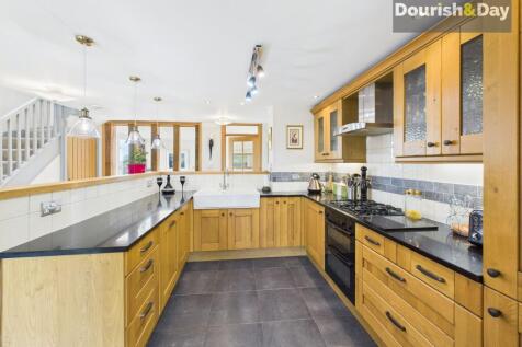 Fitted Kitchen