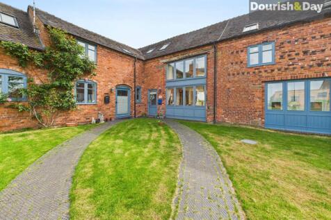 Courtyard Frontage