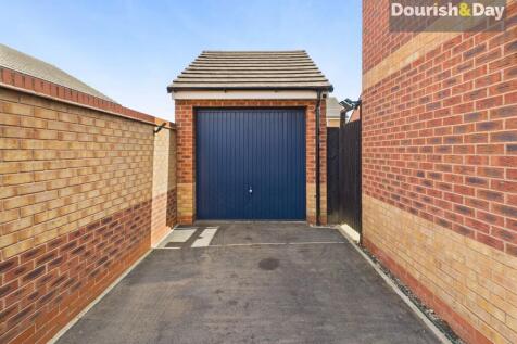 Detached Garage