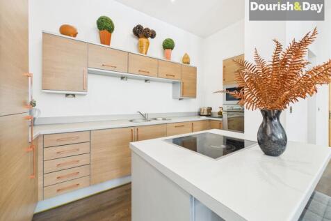Kitchen / Living Room