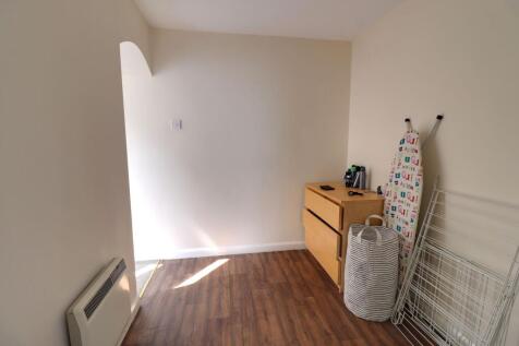 Dressing Area/Study Space