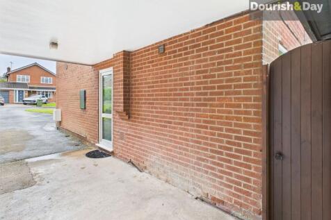 Carport / Driveway