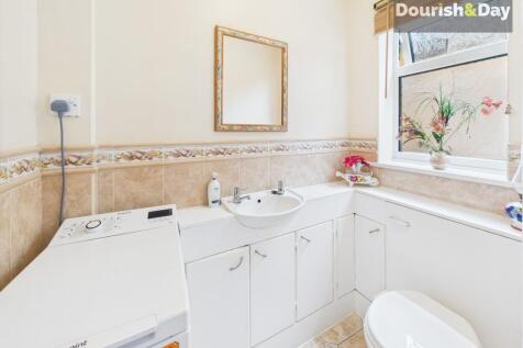 Downstairs Guest WC