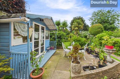 Summer House Patio