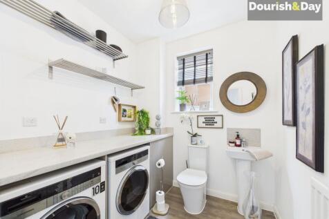 Utility/Guest WC