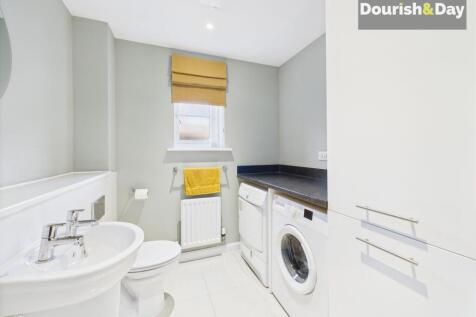 Guest WC / Utility Room