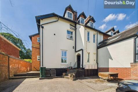 Rear Elevation / Parking