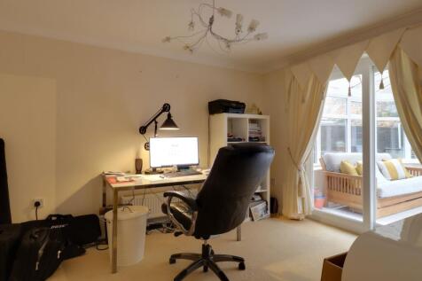 Dining Room (Currently used as office)
