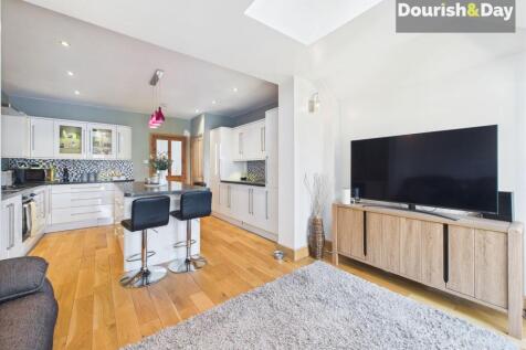 Kitchen / Living Diner