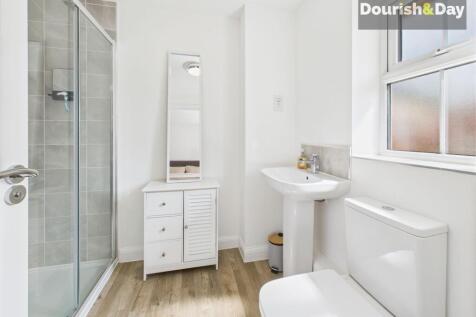 Bed One En-Suite