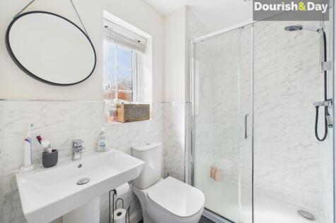 Ensuite Shower Room