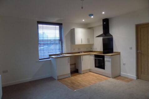 OPEN PLAN KITCHEN/LIVING