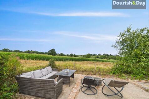 Rear Garden Views