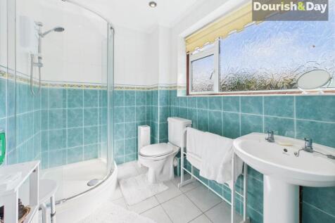 Main Shower Room