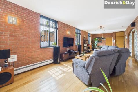 Living / Dining Room