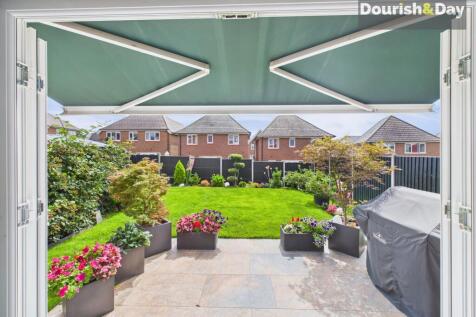 Rear Garden Views