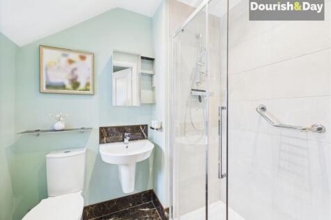 Ensuite Shower Room